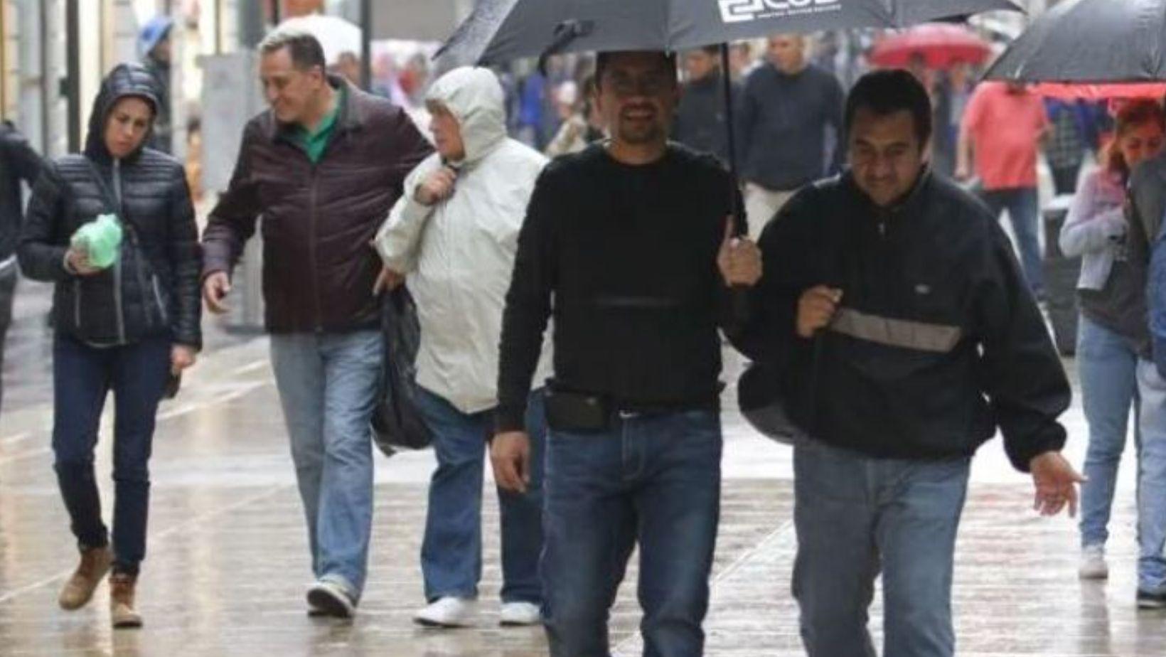 Imagen Principal de Nota: Lluvias y temperaturas hasta los 12 grados centígrados por ingreso de frente frío, en la mayor parte de Honduras