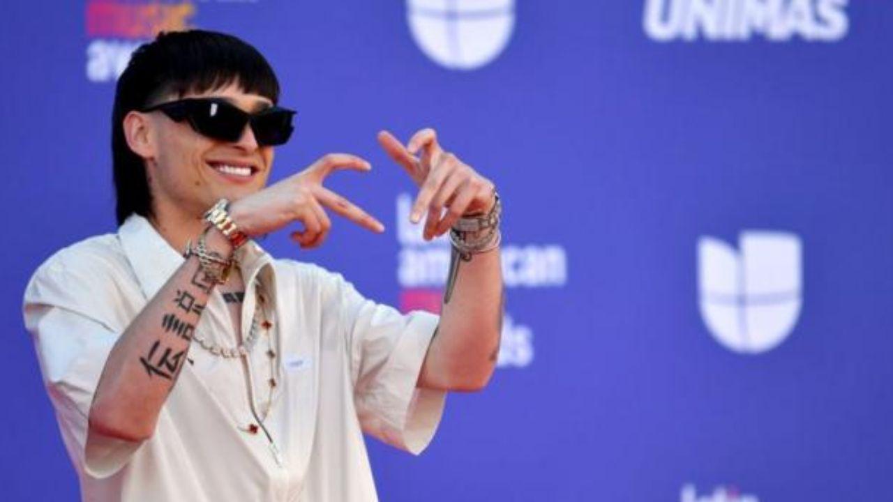 Imagen de Peso Pluma conquista el Guinness World Records y se corona como el rey de YouTube en 2023