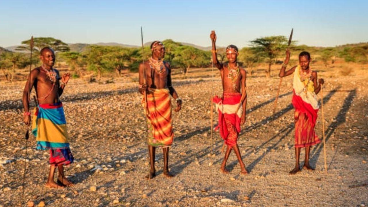 Imagen Principal de Nota: Los Samburu: se alimentan a base de sangre y leche de vaca