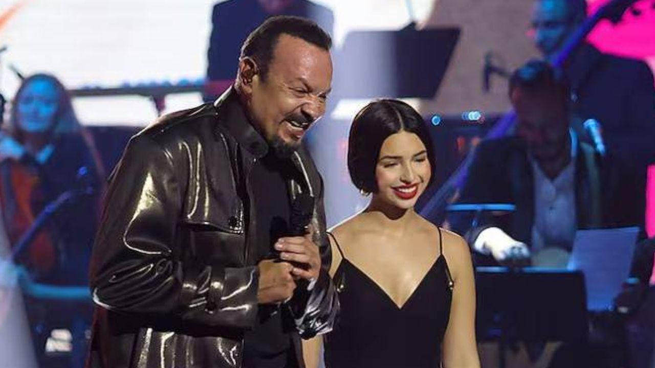 Imagen Principal de Nota: Pepe Aguilar aclara rumores sobre pagar por eventos de su hija Ángela: 'No necesito comprar su éxito'