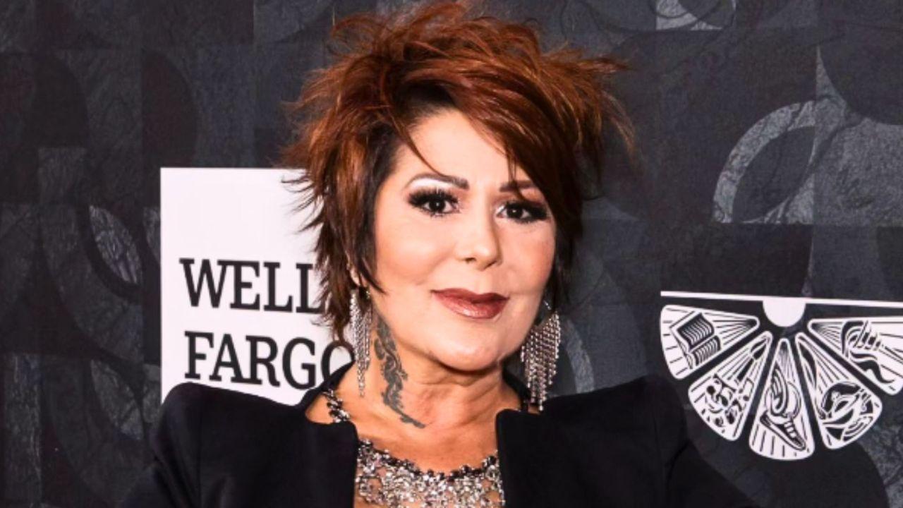 Imagen Principal de Nota: Alejandra Guzman saca de la casa de Silvia Pinal el famoso cuadro pintado por Diego Rivera