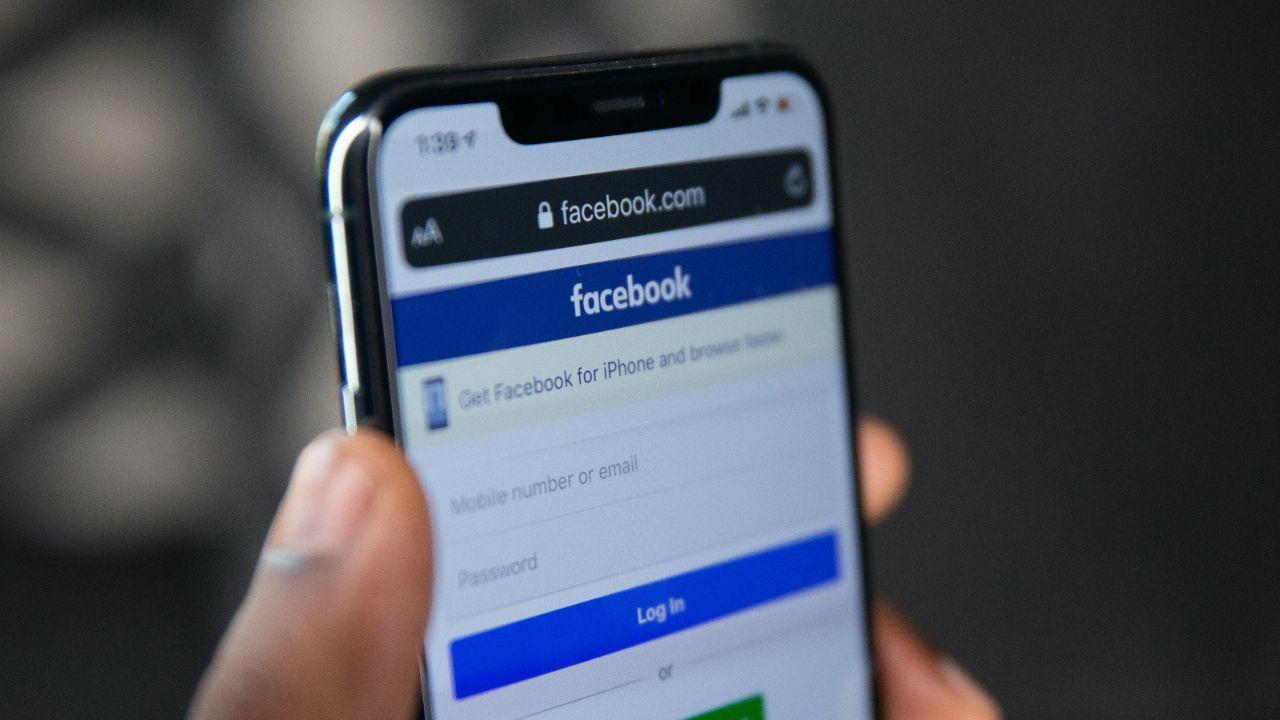 Imagen Principal de Nota: Policía Nacional emite alerta ante nuevo método de estafa