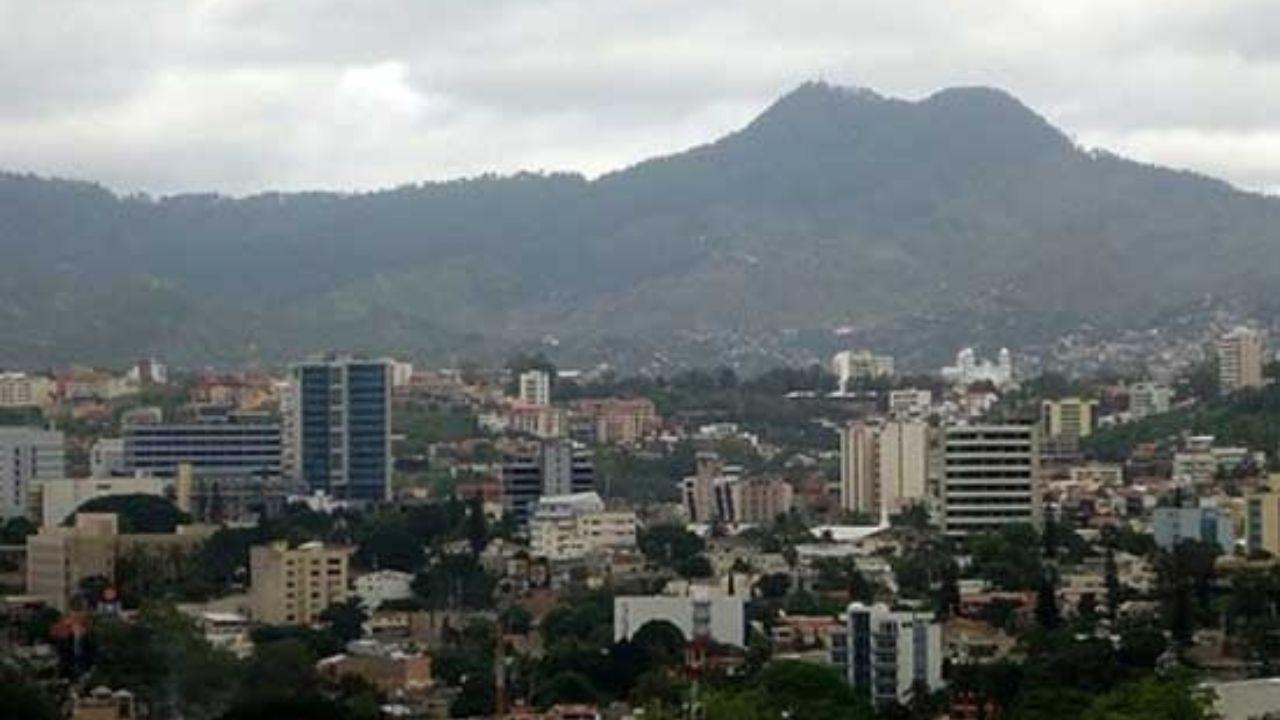Imagen Principal de Nota: Este jueves se esperan lluvias y un clima cálido