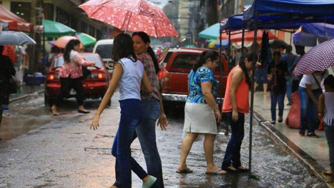 Imagen de Frente frío deja lluvias en Honduras, según César Quintanilla
