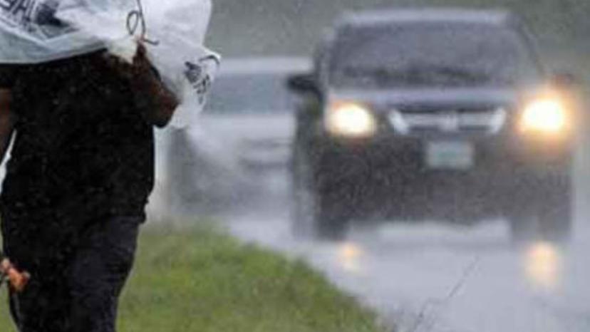 Onda tropical ingresa a Honduras este sábado con lluvias en varias regiones
