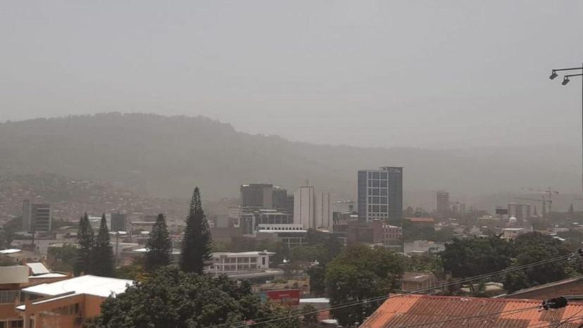 Honduras enfrentará calor extremo y contaminación por llegada de polvo del Sahara